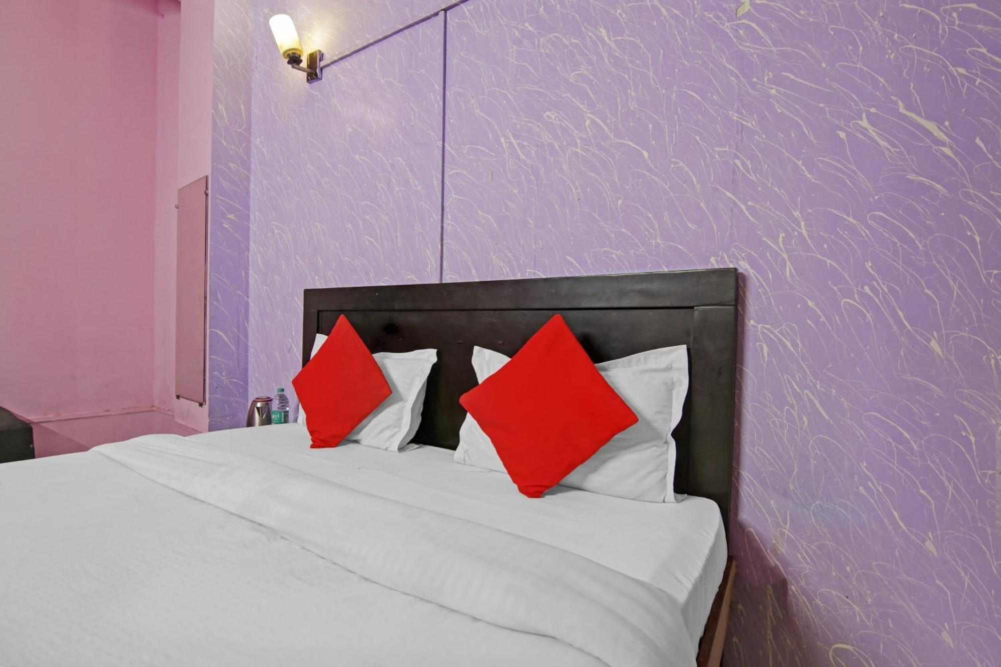 Hotel O Glorious Stayz 诺伊达 外观 照片