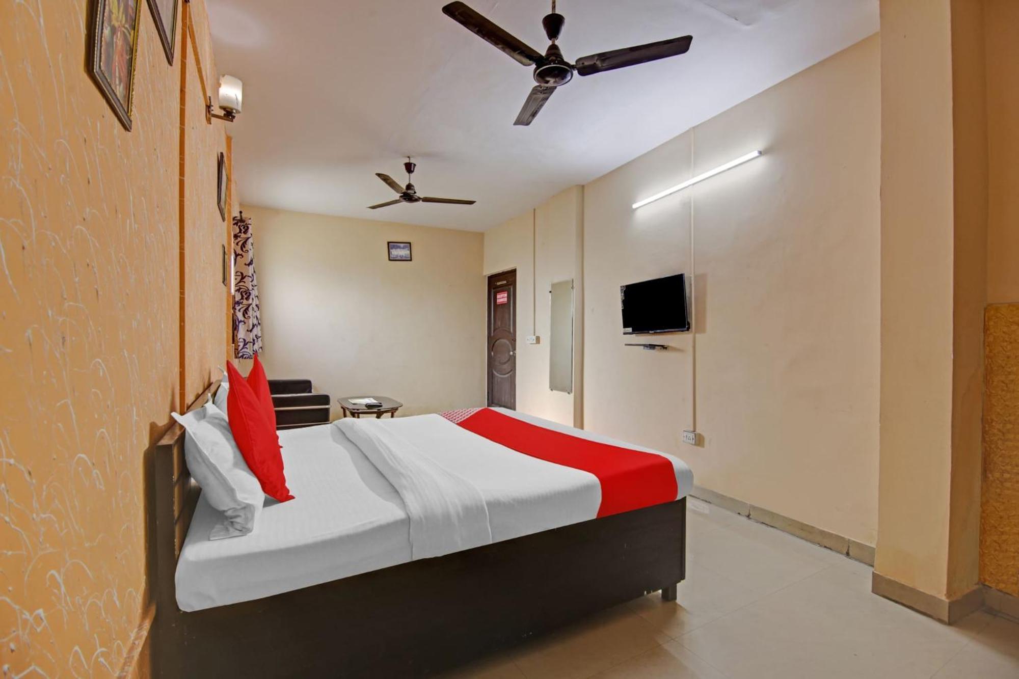 Hotel O Glorious Stayz 诺伊达 外观 照片