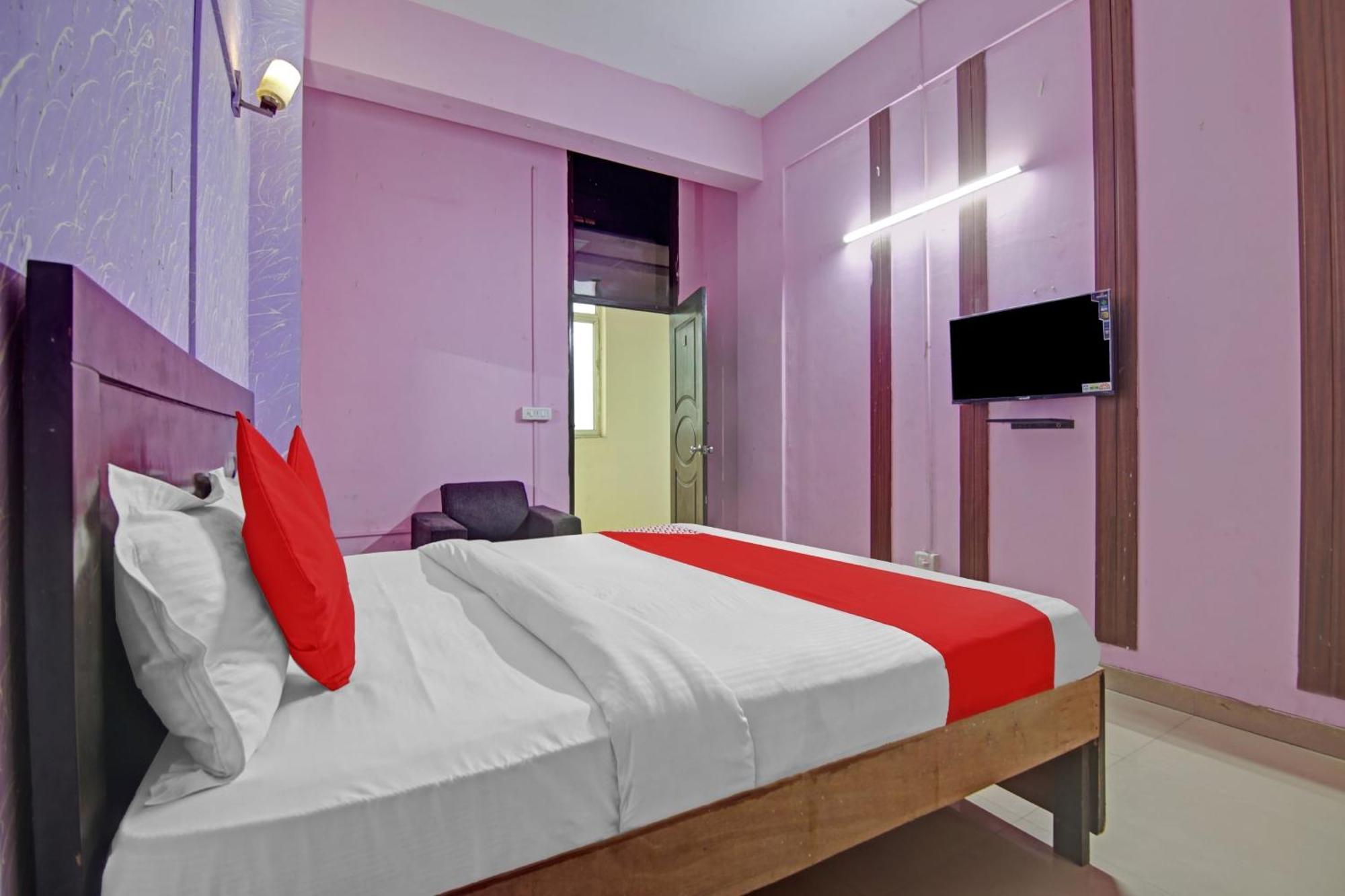 Hotel O Glorious Stayz 诺伊达 外观 照片
