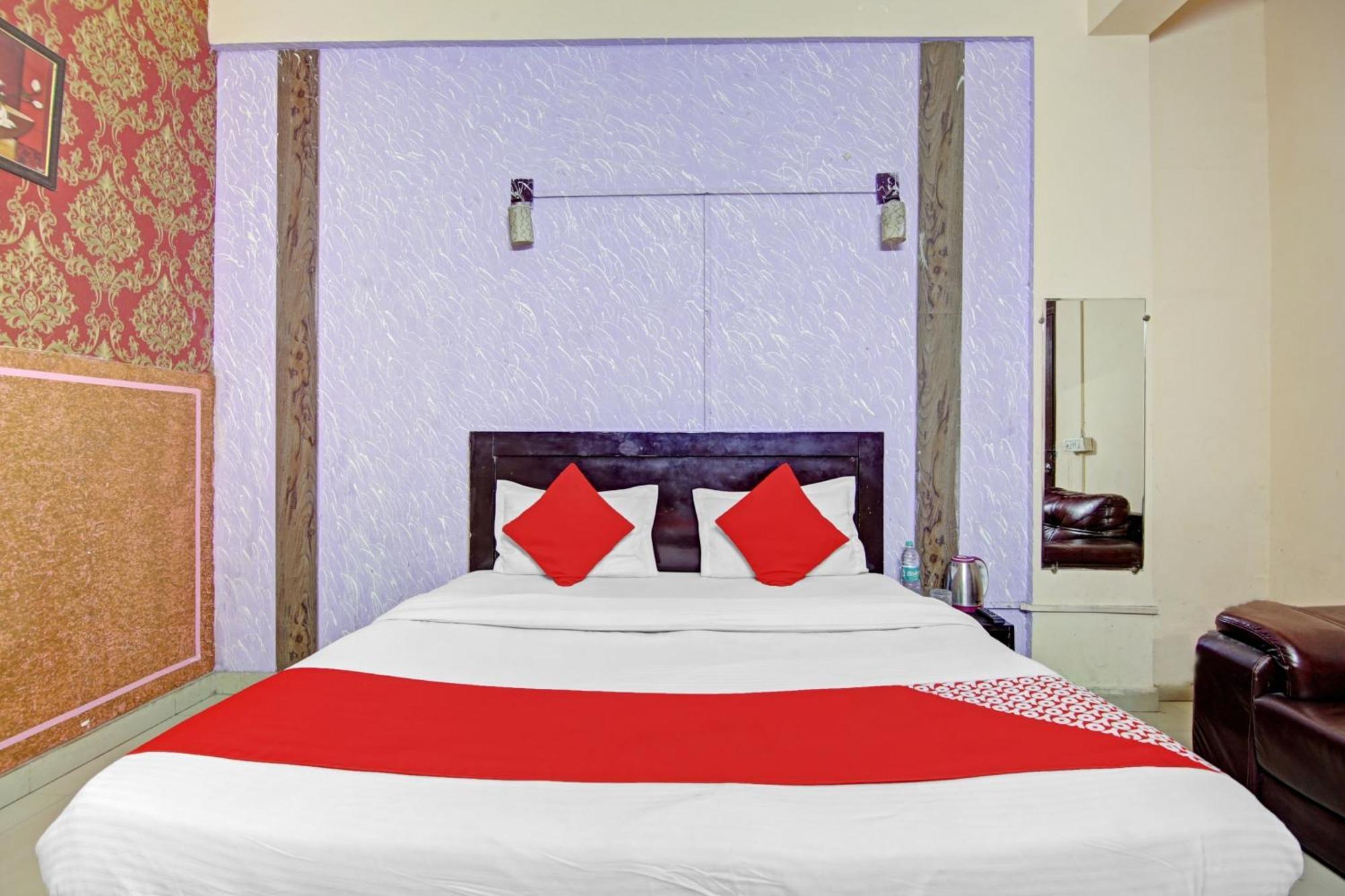Hotel O Glorious Stayz 诺伊达 外观 照片
