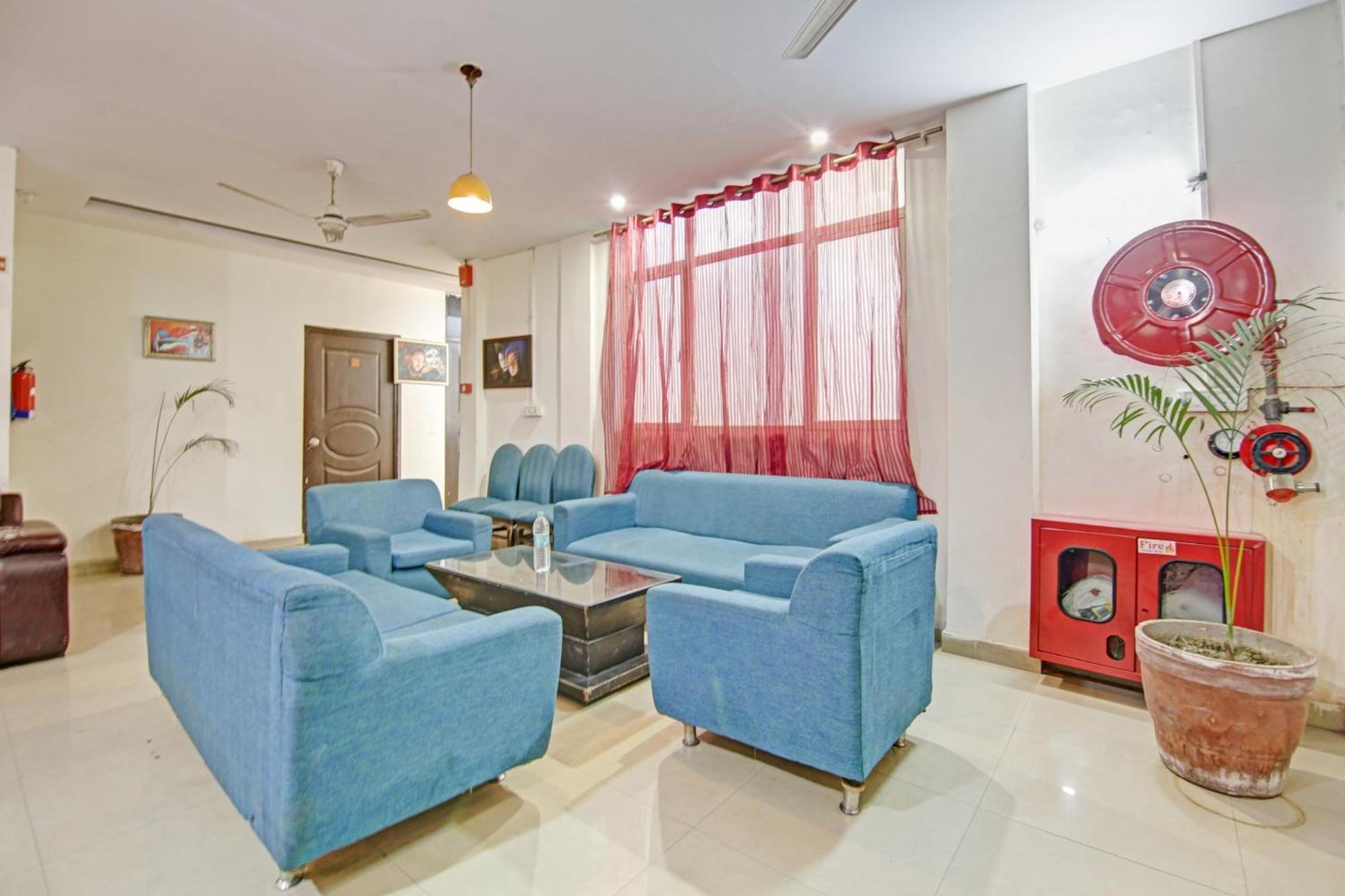 Hotel O Glorious Stayz 诺伊达 外观 照片